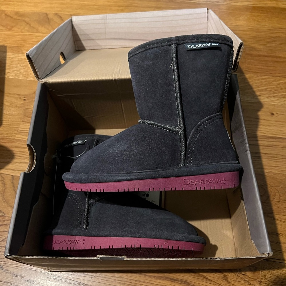 BEARPAW girls boots size 11